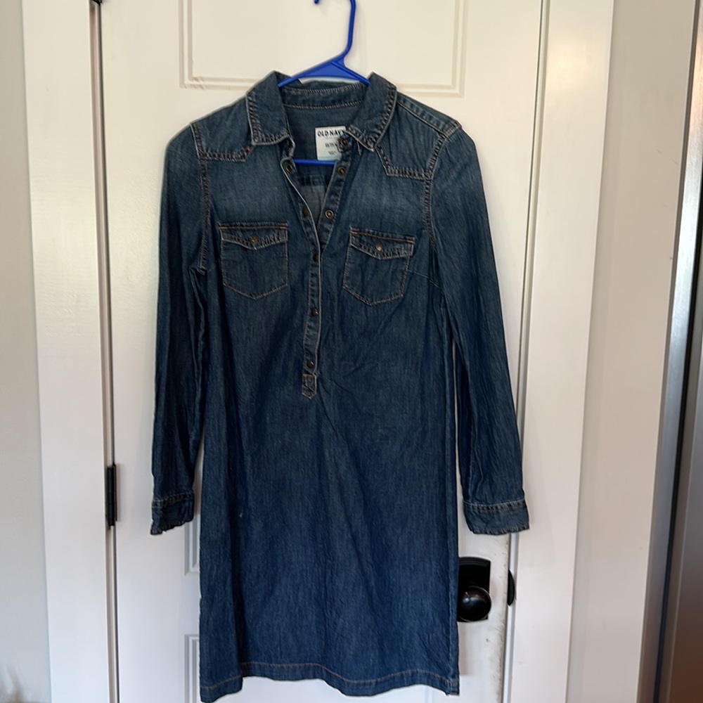 Xs old navy long sleeve denim dress. Like new!